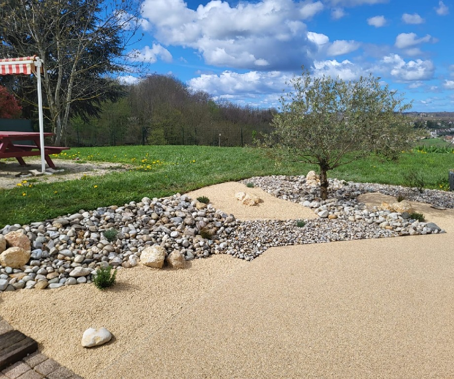 Création d'un massif minéral